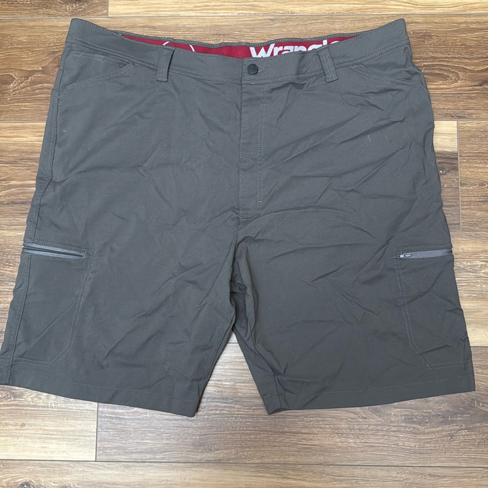 Wrangler cargo shorts.